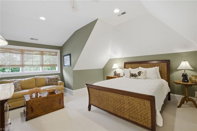 191 Porters Glen, New London, NC 28127