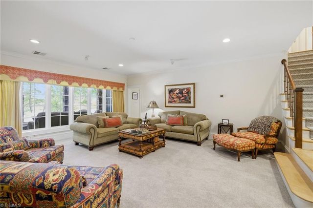 191 Porters Glen, New London, NC 28127