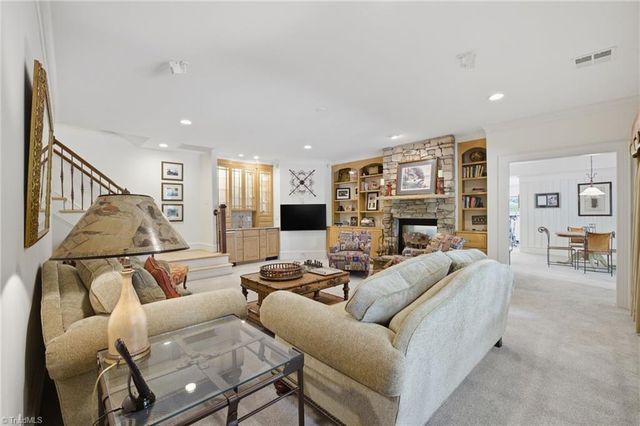 191 Porters Glen, New London, NC 28127