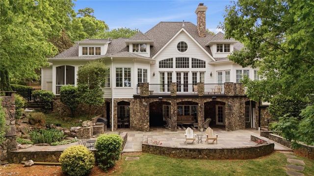 191 Porters Glen, New London, NC 28127