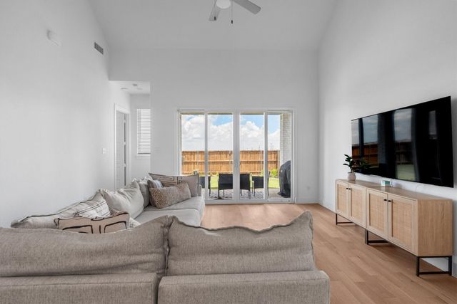 3612 Barrel Lane, Aubrey, TX 76227