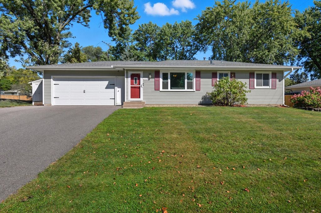 3907 Mica Trail, Eagan, MN 55122