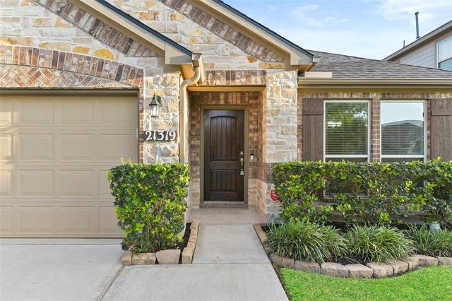 21319 Cypress Red Oak Drive, Cypress, TX 77433