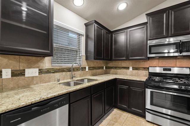 21319 Cypress Red Oak Drive, Cypress, TX 77433