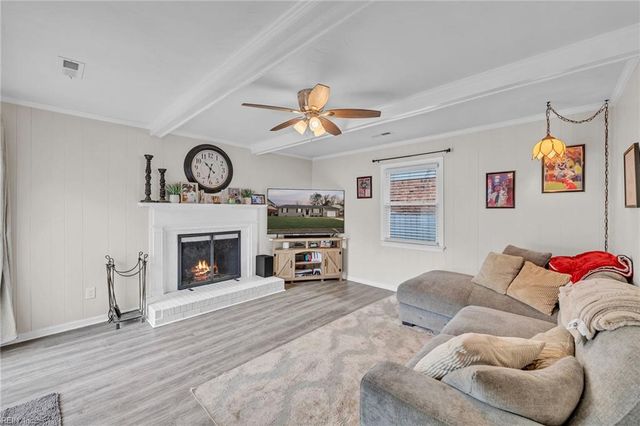 2104 Hollins CT, Chesapeake, VA 23320