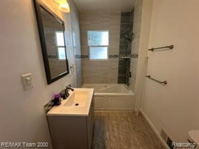 3075 23rd Street, Detroit, MI 48216
