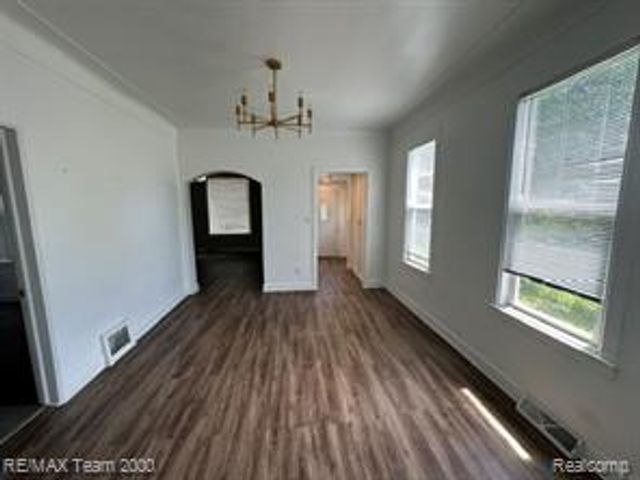 3075 23rd Street, Detroit, MI 48216