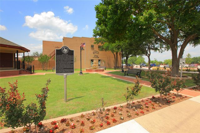 509 Hummingbird Lane, Van Alstyne, TX 75495