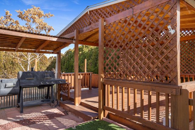 100 Castle Rock Road SE, Rio Rancho, NM 87124