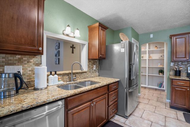 100 Castle Rock Road SE, Rio Rancho, NM 87124