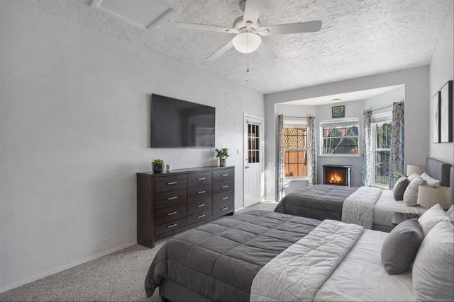 100 Castle Rock Road SE, Rio Rancho, NM 87124