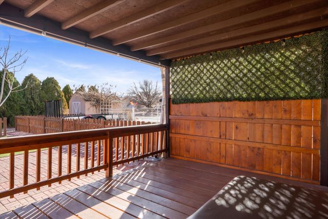 100 Castle Rock Road SE, Rio Rancho, NM 87124