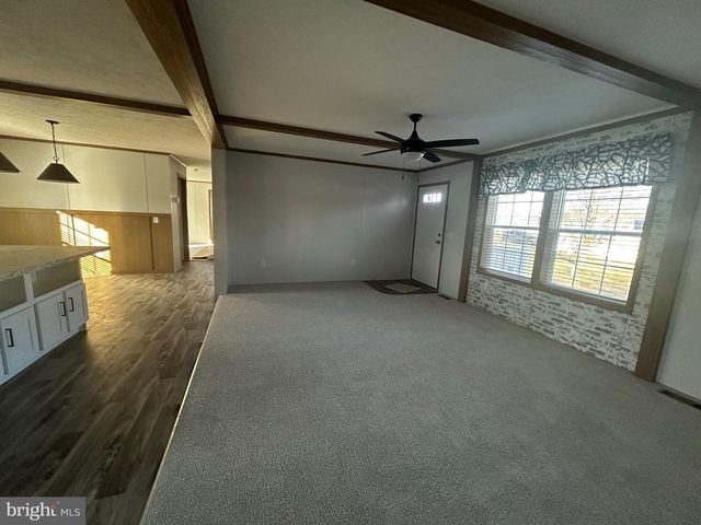 382 VALENTINE DRIVE, Martinsburg, WV 25405