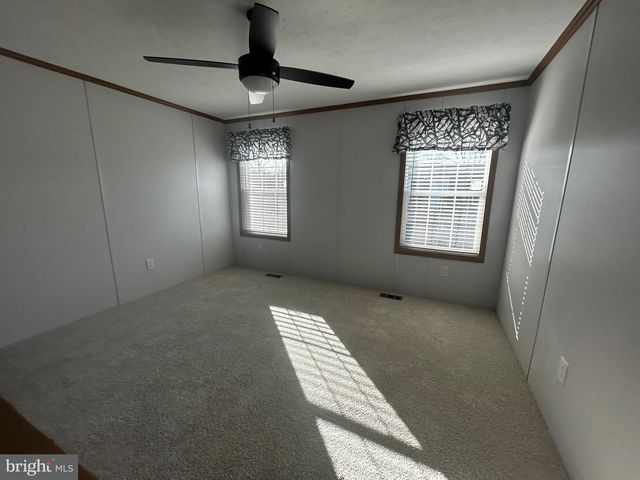 382 VALENTINE DRIVE, Martinsburg, WV 25405