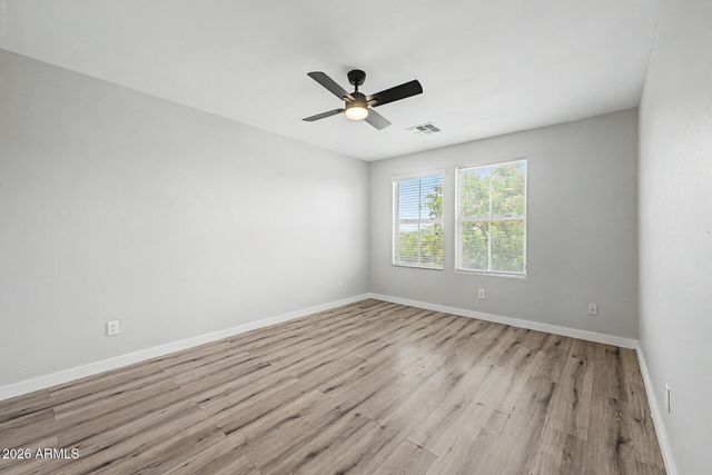 2012 N 78TH Glen, Phoenix, AZ 85035