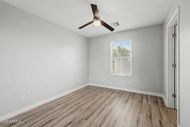 2012 N 78TH Glen, Phoenix, AZ 85035