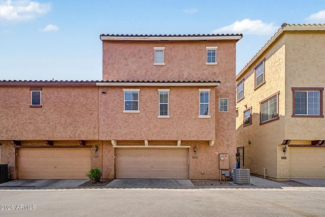 2012 N 78TH Glen, Phoenix, AZ 85035