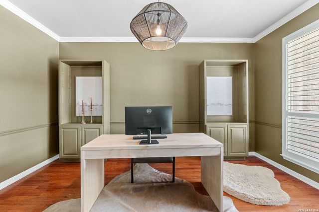 410 Midway Crst, San Antonio, TX 78258