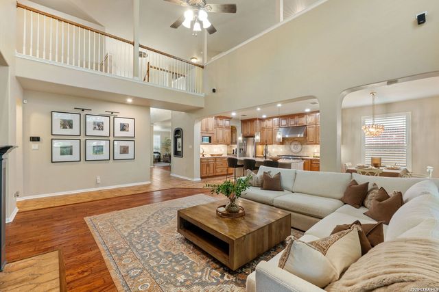 410 Midway Crst, San Antonio, TX 78258