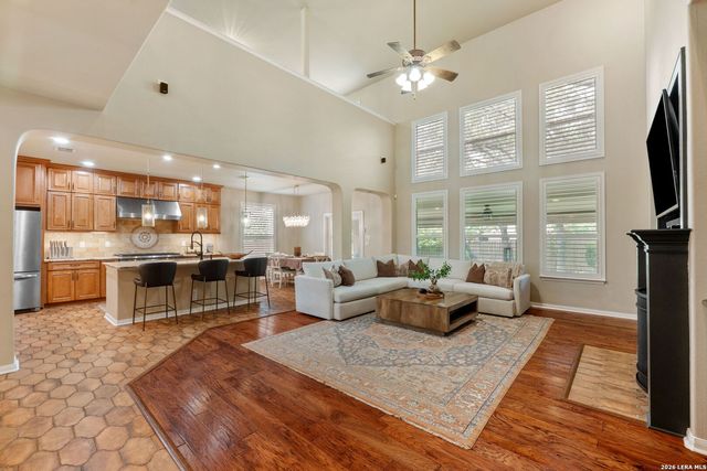 410 Midway Crst, San Antonio, TX 78258