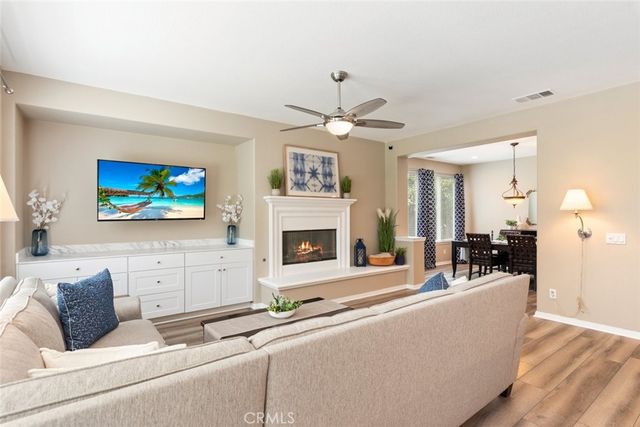 25006 Pine Creek Loop, Corona, CA 92883