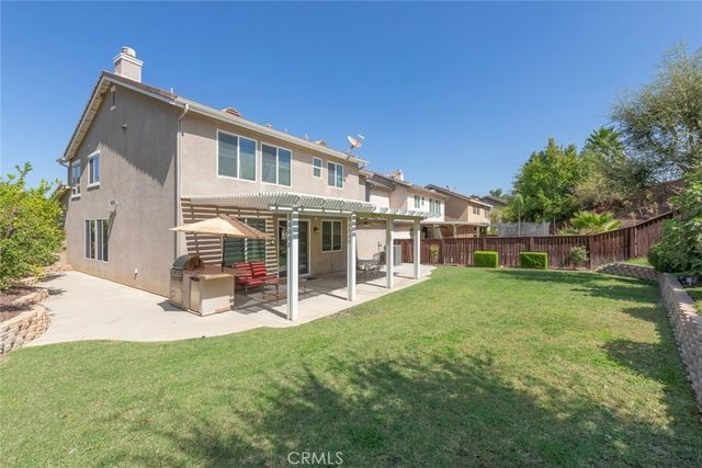 25006 Pine Creek Loop, Corona, CA 92883
