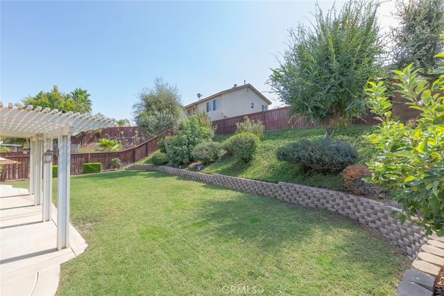 25006 Pine Creek Loop, Corona, CA 92883