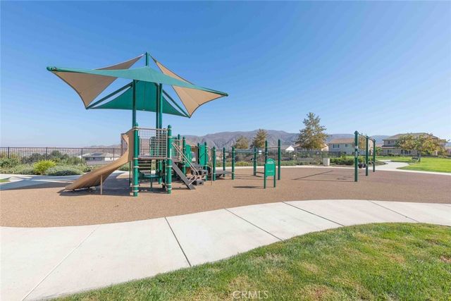 25006 Pine Creek Loop, Corona, CA 92883