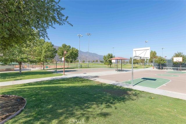 25006 Pine Creek Loop, Corona, CA 92883