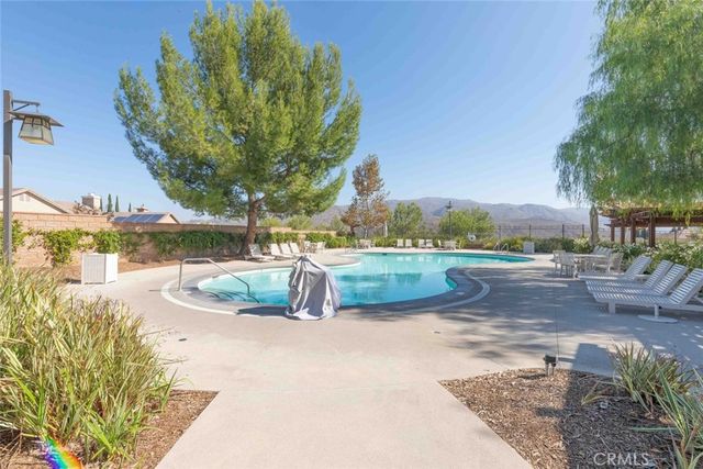 25006 Pine Creek Loop, Corona, CA 92883