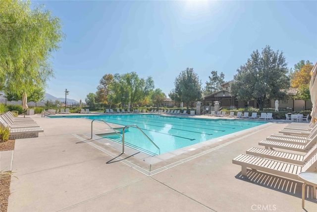 25006 Pine Creek Loop, Corona, CA 92883