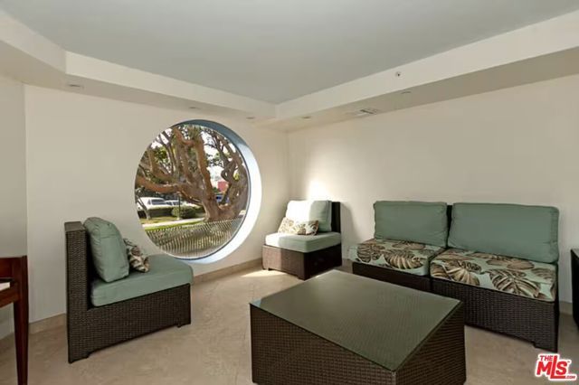 2960 Neilson Way 203, Santa Monica, CA 90405