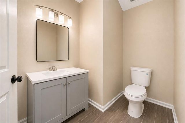 2315 Lake Royale Drive, Riverdale, GA 30296