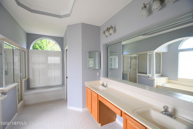 925 LOTUS Lane S, Jacksonville, FL 32259