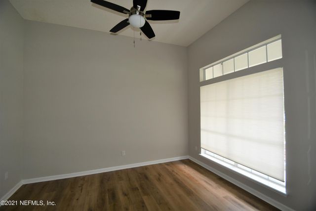 925 LOTUS Lane S, Jacksonville, FL 32259