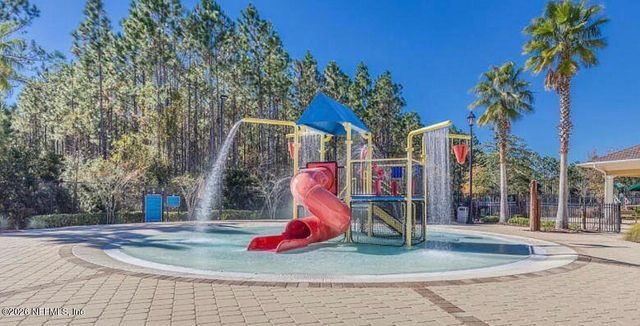 925 LOTUS Lane S, Jacksonville, FL 32259