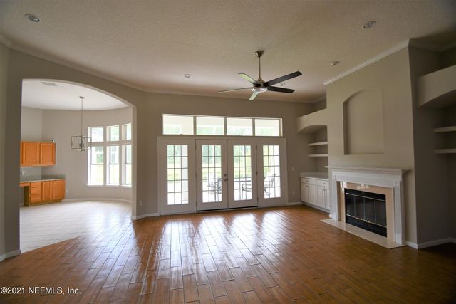 925 LOTUS Lane S, Jacksonville, FL 32259