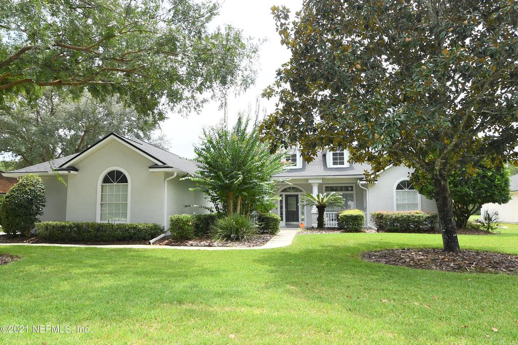 925 LOTUS Lane S, Jacksonville, FL 32259