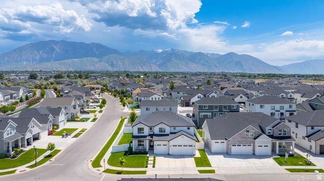 213 S COTTONWOOD RD, Vineyard, UT 84059