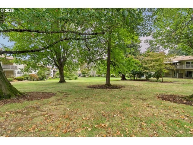 15045 Ne ROSE Pkwy, Portland, OR 97230