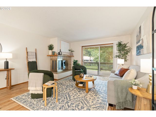 15045 Ne ROSE Pkwy, Portland, OR 97230