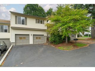 15045 Ne ROSE Pkwy, Portland, OR 97230