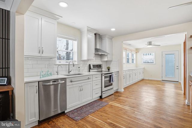 1614 BENTLEY RD, Edgewater, MD 21037