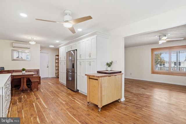 1614 BENTLEY RD, Edgewater, MD 21037