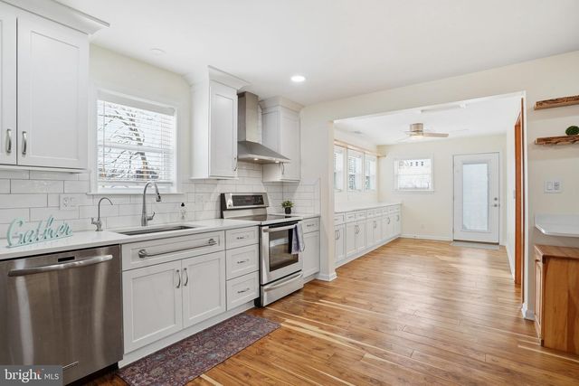 1614 BENTLEY RD, Edgewater, MD 21037