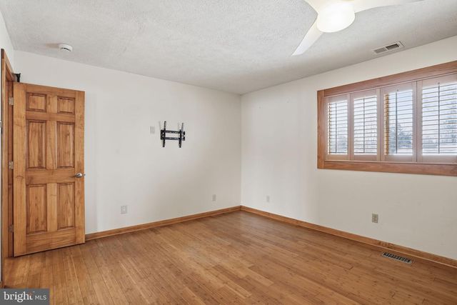 1614 BENTLEY RD, Edgewater, MD 21037