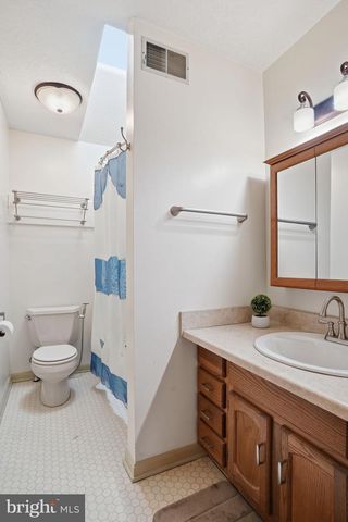 1614 BENTLEY RD, Edgewater, MD 21037