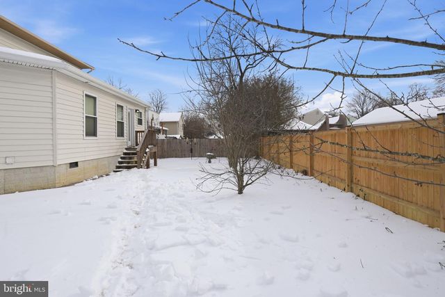 1614 BENTLEY RD, Edgewater, MD 21037