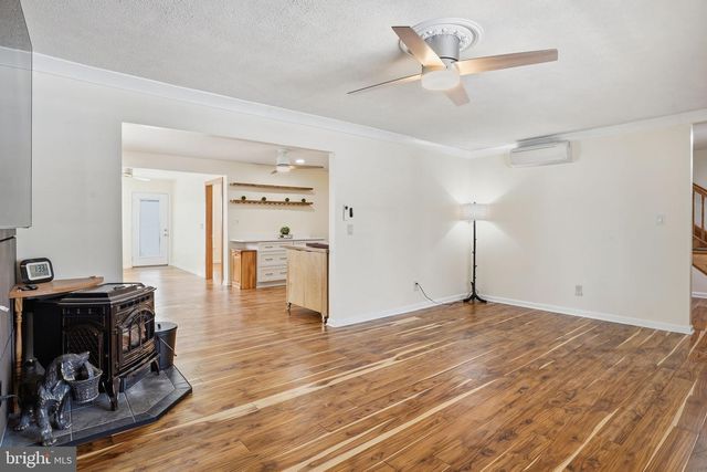 1614 BENTLEY RD, Edgewater, MD 21037