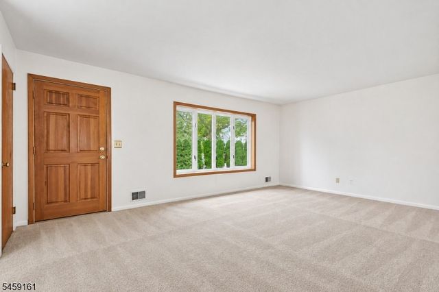 143 S Martine Ave, Fanwood Boro, NJ 07023